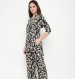 Sugathari Women's Trendy Batik Co-Ords Set – Comfortable and Fashionable Ensemble - Image 3
