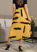 Stylish Women's Skirts for Every Occasion - Image 3