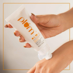 Plum Chamomile & White Tea Sheer Matte Day Cream SPF50 PA+++ For Normal Skin - Image 3