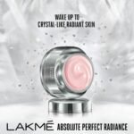 Lakme Absolute Perfect Radiance Brightening Day Cream 28 g - Image 2