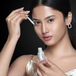 RENEE Face Gloss Highlighting Strobe Serum